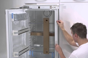 Установка встраиваемого холодильника в Благовещенске